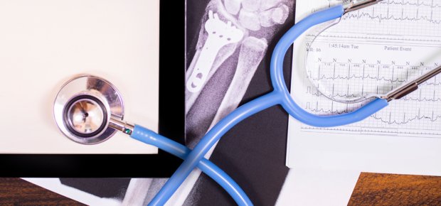 EvanKirstel's tweet photo. The Marriage of #ArtificialIntelligence and #PatientCare https://t.co/ybxcJNURH3 cc @IrmaRaste https://t.co/iS4Ly8wRet https://t.co/cVdtroM6EG