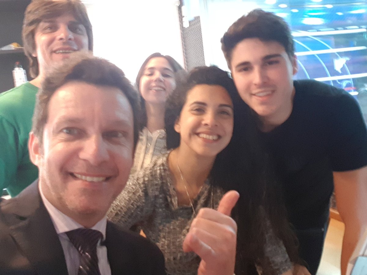 <a href="/tormentaok/">El Ojo de la Tormenta</a>. En minutos arrancamos con el ojo de la torment de <a href="/gusmura/">Gustavo Mura</a> por <a href="/RadioLatina1011/">Latina - FM 101.1 / Latina TV</a>, con <a href="/magaschlocu/">Maga Schwartzman</a> y <a href="/hugodam66/">HUGO DAMIÁN NEIRA</a> . Te esperamos