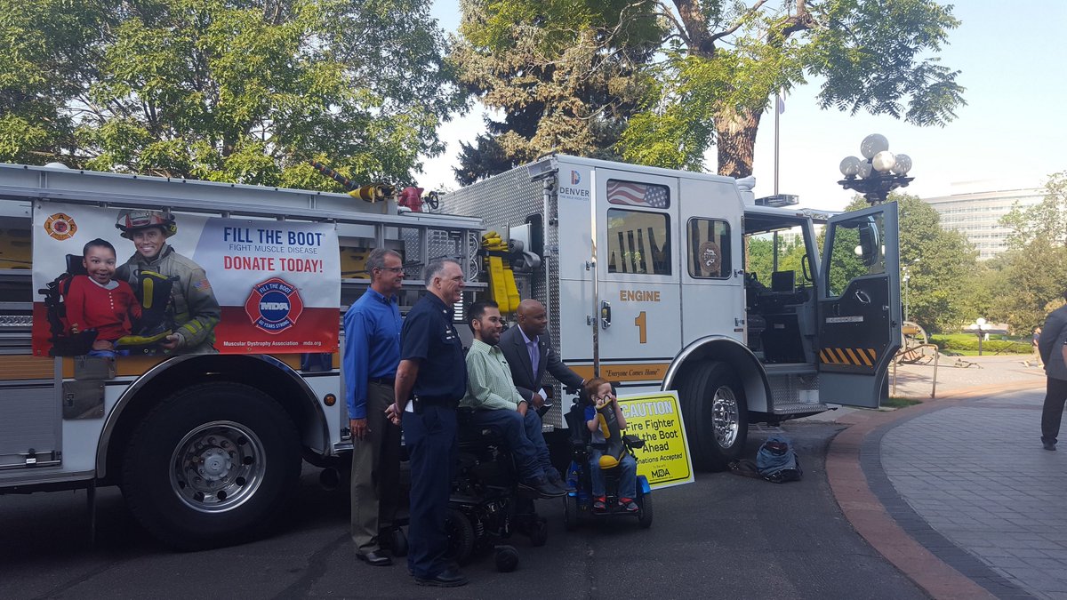 Denver_Fire's tweet image. .@MayorHancock , @DFD858 , @COProFFs &amp;amp; DFD remind you to #Fill theBoot this Labor Day Weekend for @MDARMountains !