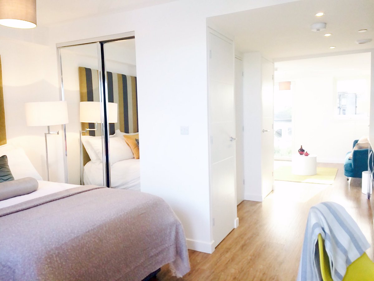 colinmcshaneinv's tweet photo. #fruits of today's #labour & a couple weeks #planning... full #furnishing & #styling of this #stunning #Leith #smartflat for #letting https://t.co/mRCjErNnFK