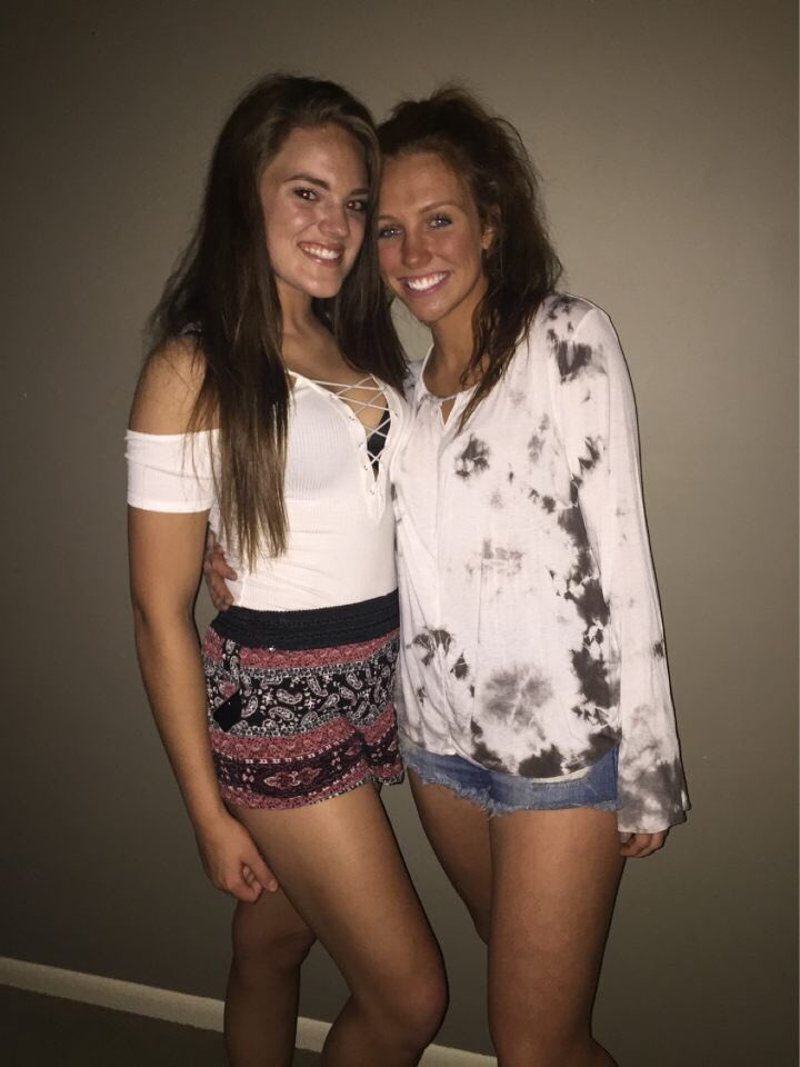 caroromme's tweet photo. HAPPY BIRTHDAY NASTY NICOLE ;)) life is kinda boring without you. visit me soon ily https://t.co/7tEsr3h6T6