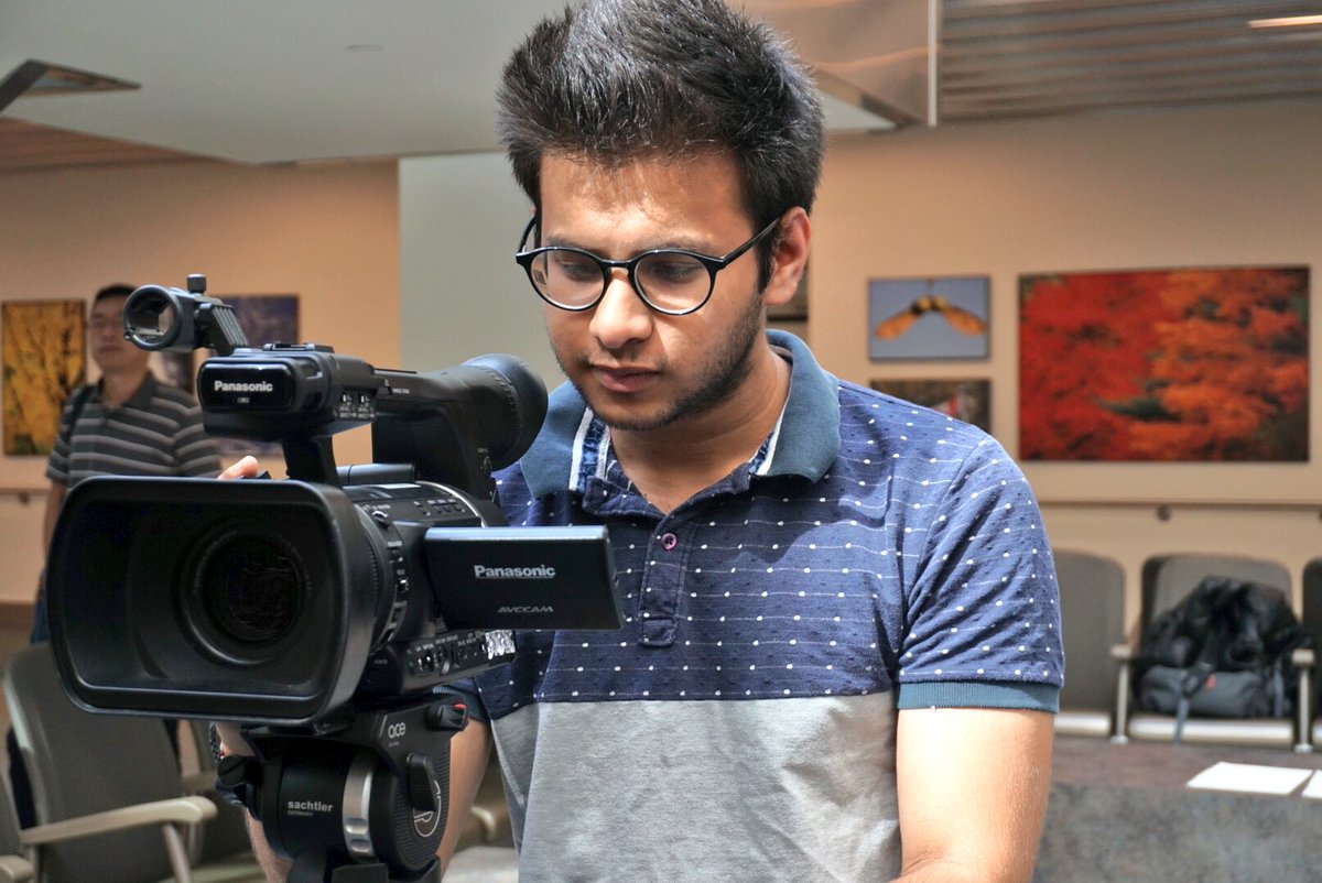 SenecaMedia's tweet photo. Huge thank you to dedicated and talented #RTVT student @SamridhJordan for his work documenting #SenecaHELIX summer institute! 👏🏼🙌🏼 https://t.co/rMuG1tmT1i