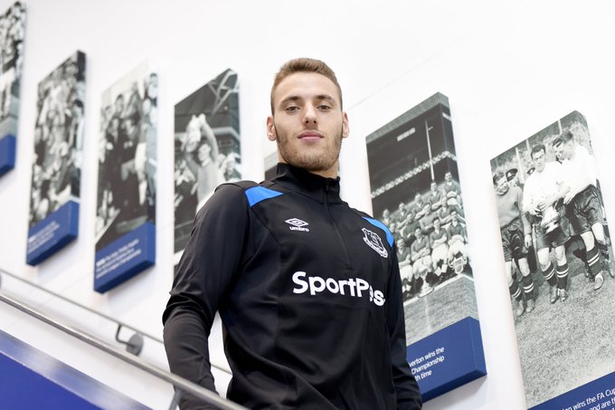 View image on Twitter View image on Twitter