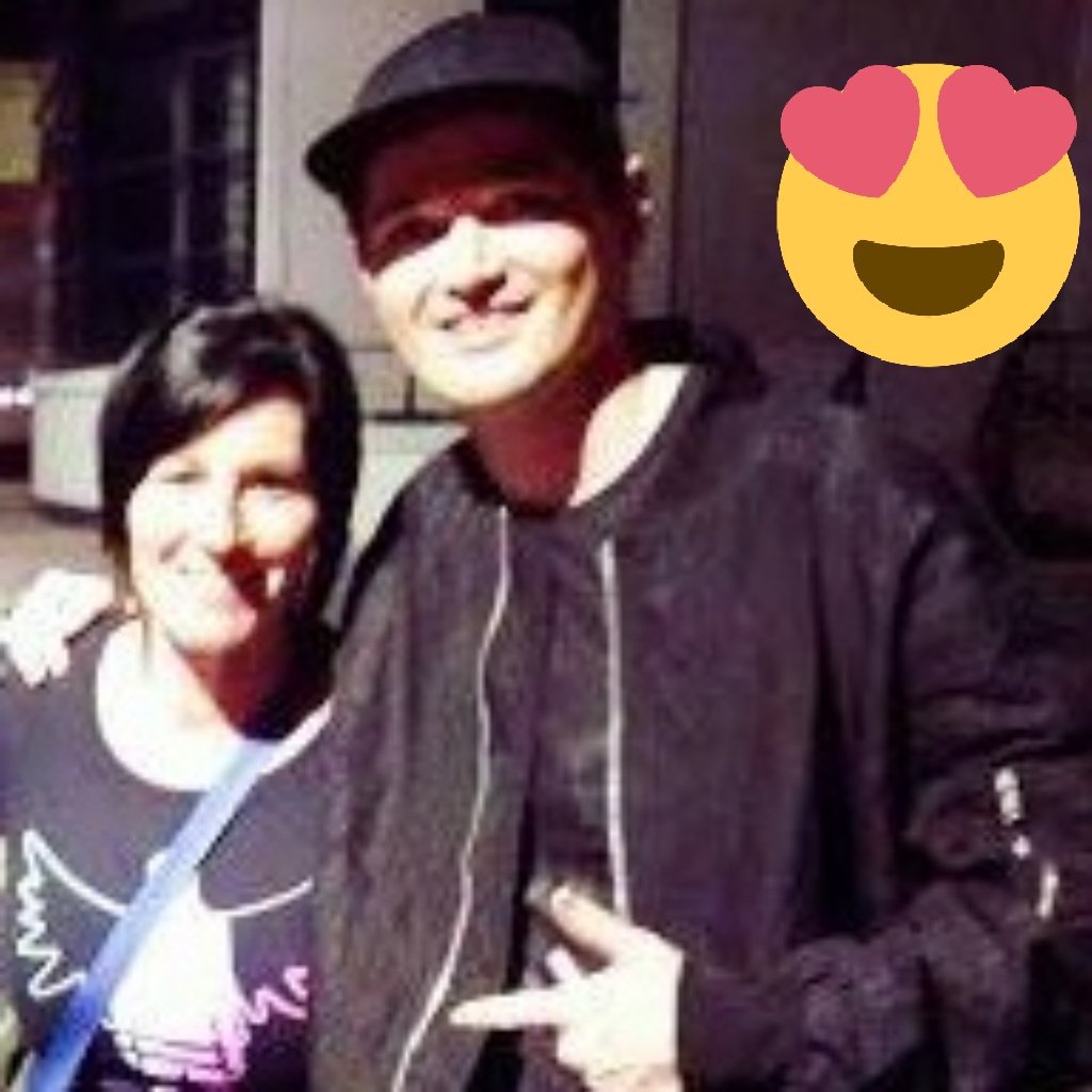 shezzalina's tweet photo. #NewProfilePic #lovedanny https://t.co/t2MIia7jcr