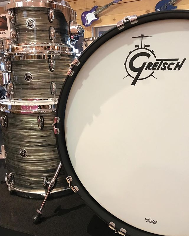Do you have a favorite #Gretsch oyster finish? #Regram: #gretsch #drum #brooklyn #greyoyster 📷: @music3000cannes