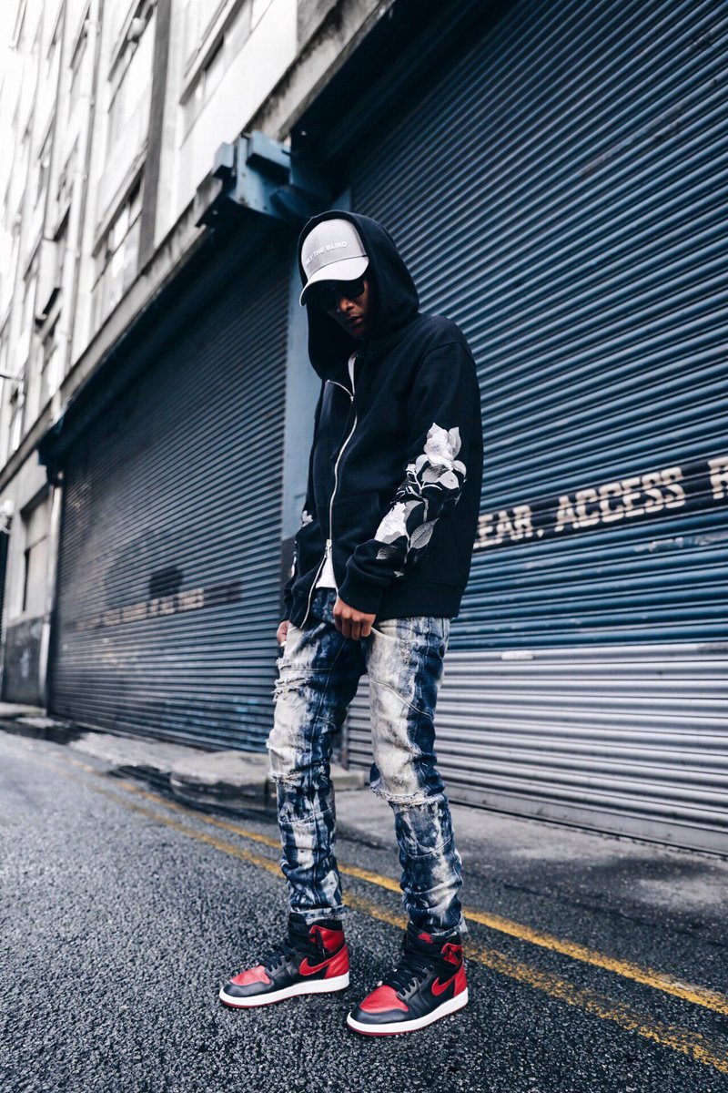 blvckmvnivc's tweet photo. I was blind but now I see. It's not just a brand, I'm wearing my legacy. I told you all it's my favourite collection to date. @OnlyTheBlind https://t.co/vyHpK3efFF