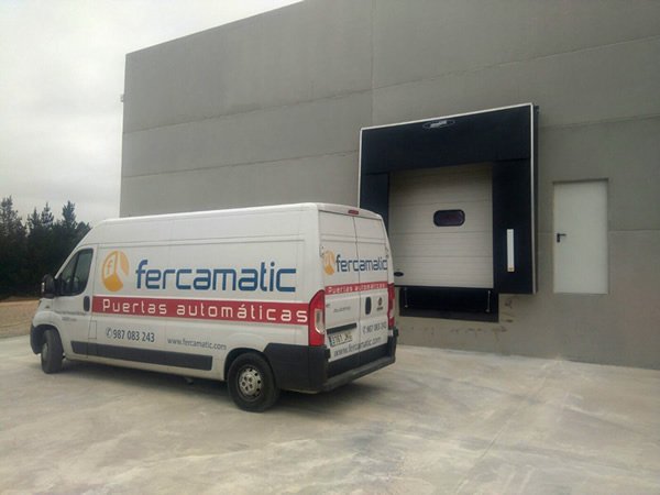 fercamatic's tweet photo. Tecnología de carga, hacemos que tu trabajo sea más fácil... #muelles #abrigosdecarga https://t.co/R60uTZ7S5G