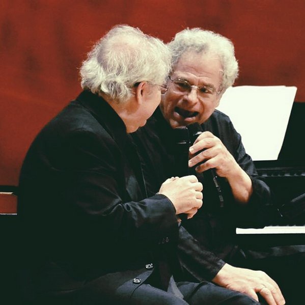 Happy 72nd Birthday to Itzhak Perlman! TBT to his performance with Emanuel Ax in 2015 at Helzberg Hall. 