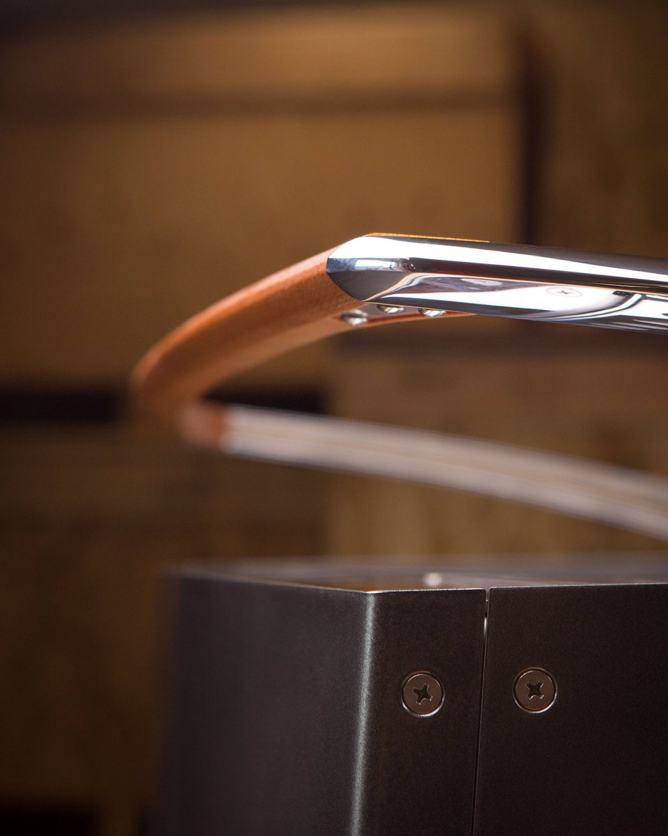 slayerespresso's tweet photo. The wing begins at the countertop peaking elegantly at the Dura-Tex cup rail. #meetsteam https://t.co/8JP1J8WNme