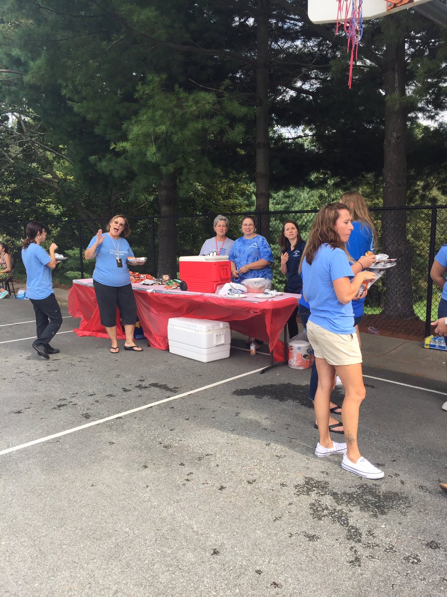 Kim Rogers tweet media