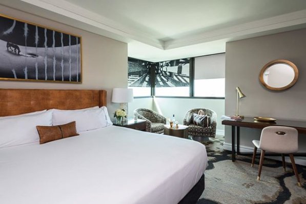 Sit back, relax, stay awhile. #HighlandDallas 📷: <a href="/flickmarsdesign/">Flick Mars</a>