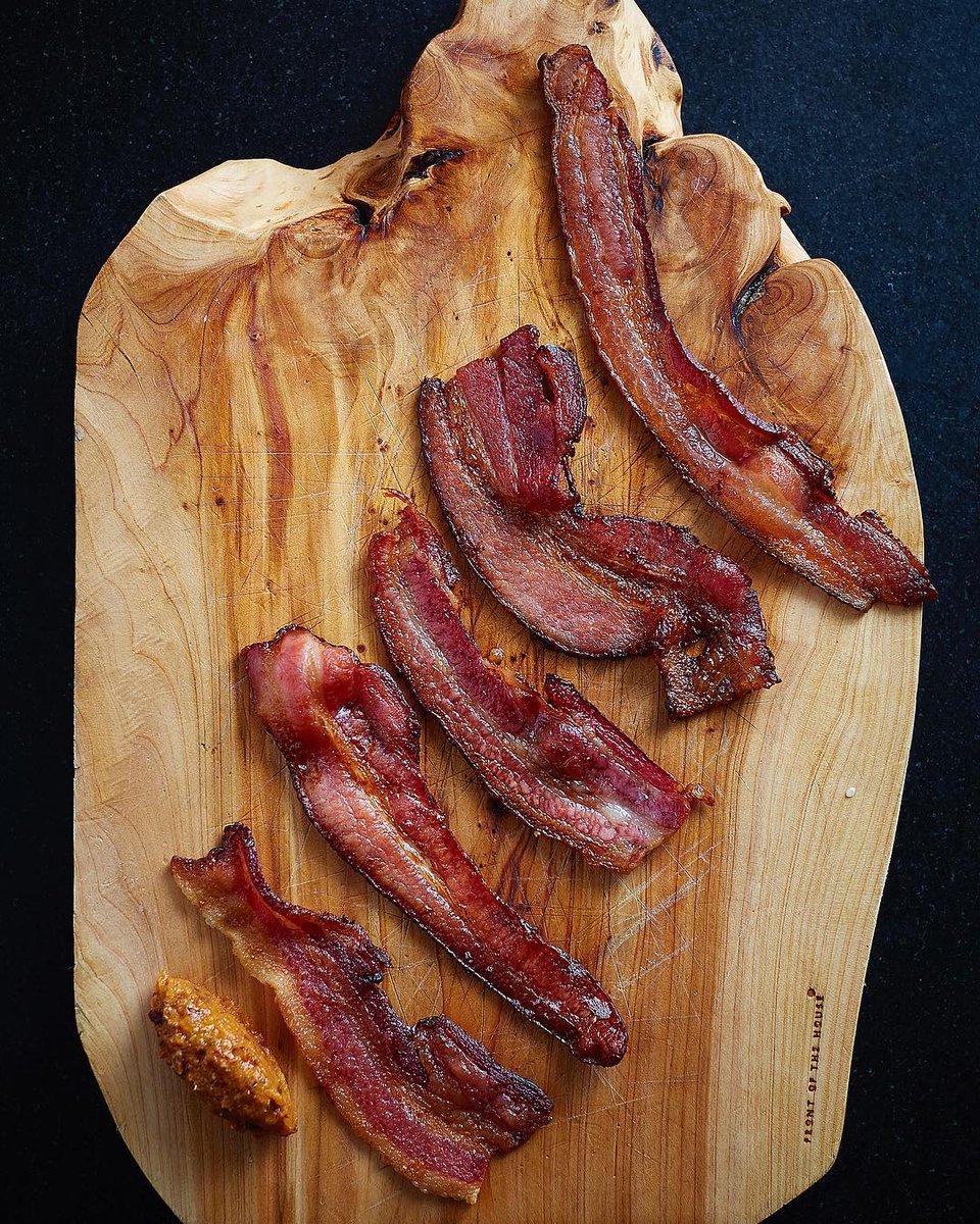 It's called a mid-week pick me up! #HighlandDallas 📷: <a href="/KnifeDallas/">Knife Dallas</a>