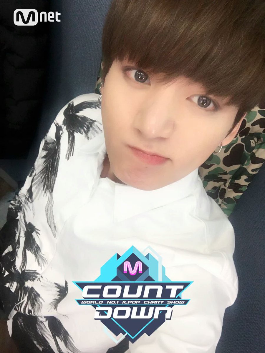 TiaMomo09's tweet photo. #Happy21stJungkook https://t.co/cXqbVnZIxu