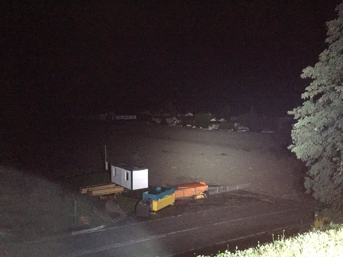 giovamarci's tweet photo. È una forza travolgente. Un fiume di massi in piena che ha sommerso il lavoro di una settimana. #Bondo #ultimora https://t.co/4hjEHS0w6r