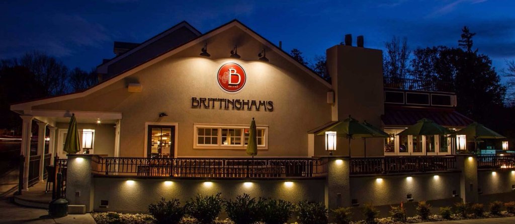 TLFagan's tweet photo. "The Brittingham's burger now exists in its purest form. But is it the best form?" https://t.co/oWRFuJj56i https://t.co/VKC72u4l4b