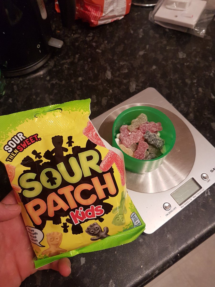 AlexPritchard15's tweet photo. @BradleyMartyn knows! Todays pre snack #gametime #pushsession https://t.co/Q2Q06GhdWu