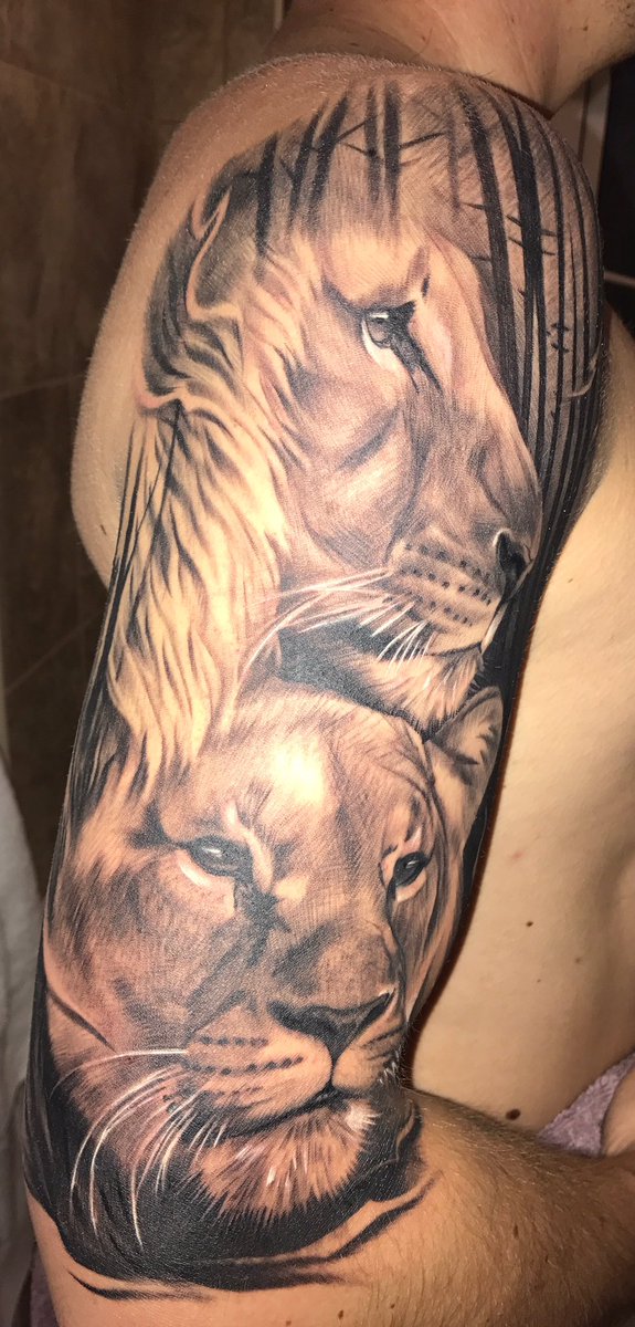 35 Badass Lion Tattoo Design Ideas