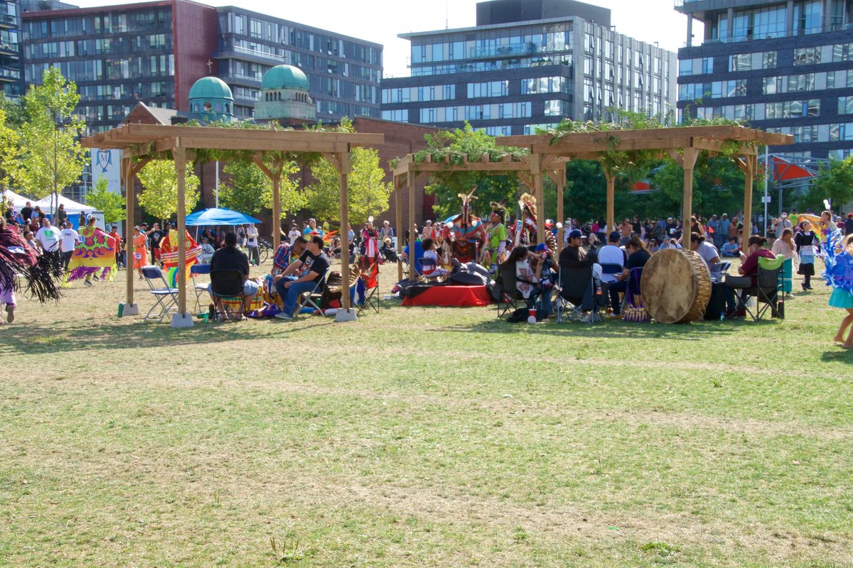 TOCouncilFire's tweet photo. Check out these photos from our Youth Pow Wow! @Artscape @DanielsSpectrum #CouncilFire #SummerSeriesRP https://t.co/tTkxVKny1B
