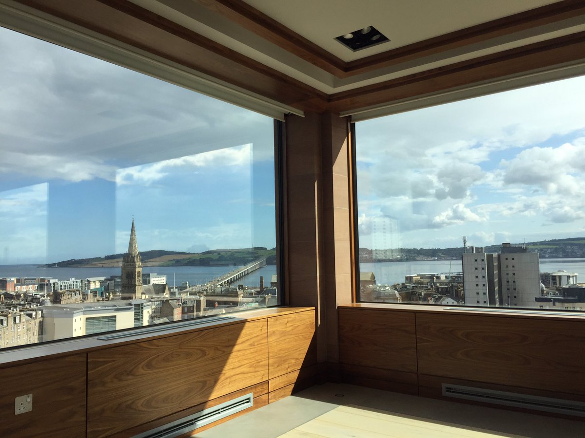 laurahall54's tweet photo. Now this is a meeting room 😍 My office is better than yours! @DC_Thomson #dundee #vistaroom #dcthomson https://t.co/o3UfOkMll1