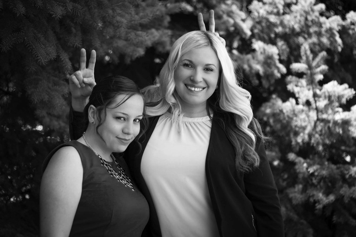 TheRyanCoInc's tweet photo. Happy Throwback Thursday! From the CO office picture day :) https://t.co/kV4Yd5Eceg