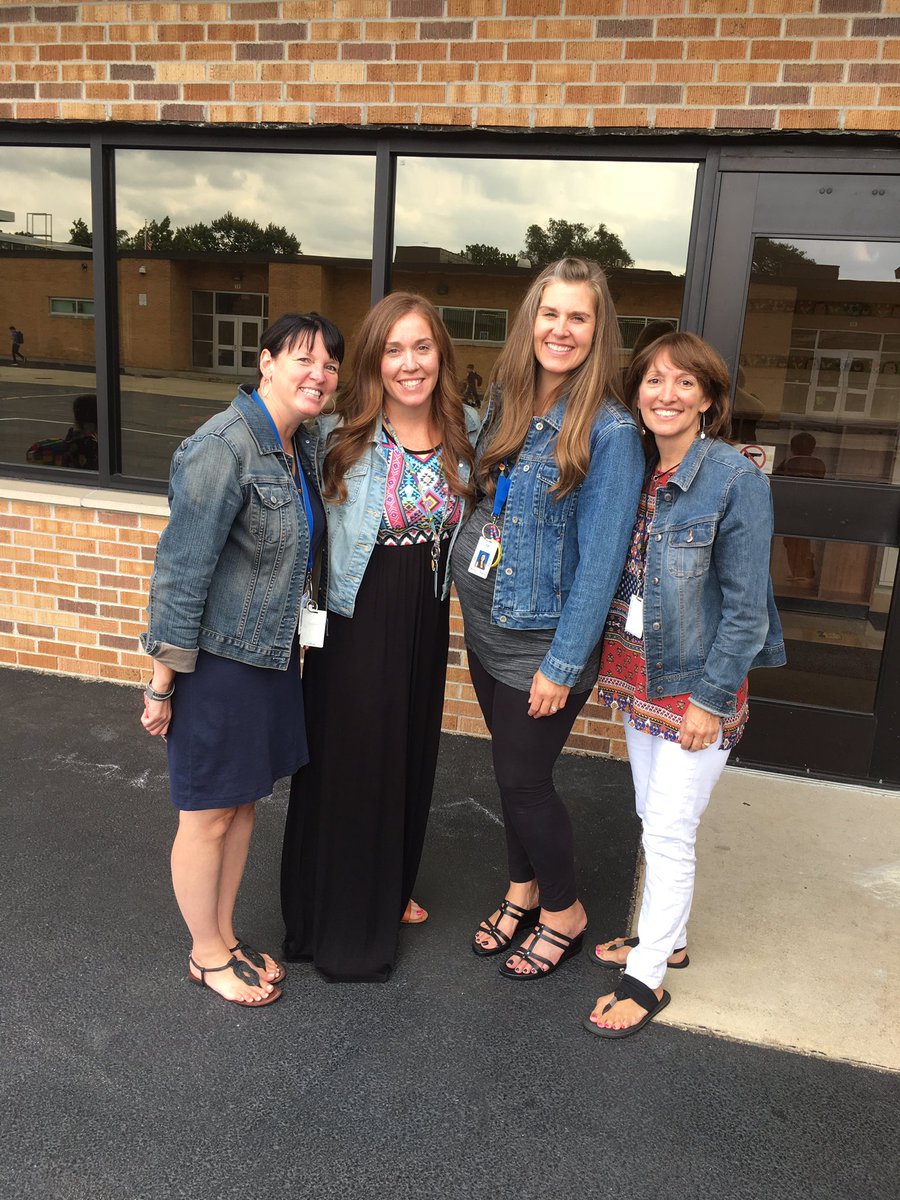 centralfirsties's tweet image. Great teams dress alike 😂 #crpowerfuleducator #cridepride