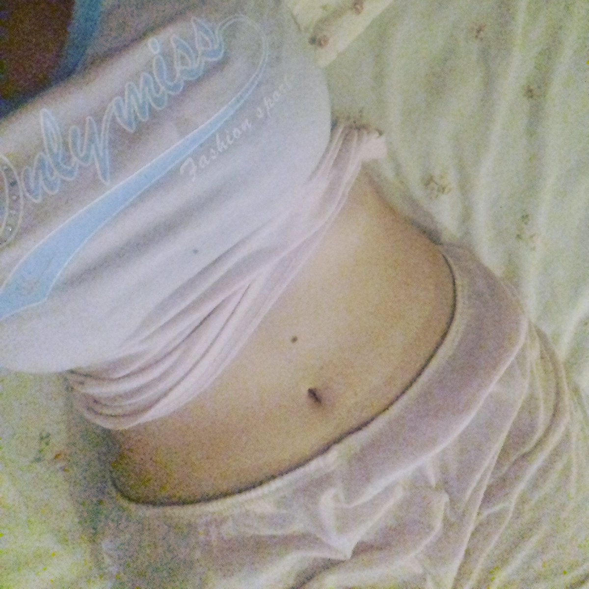 Teresasalvati_'s tweet photo. #buonasera #casa #relax #rilassata😌#pancia #instalike #instragram #instagood #4like #4like4  #folllwme #followforfollow #follower #letto https://t.co/RR6y1cROgH