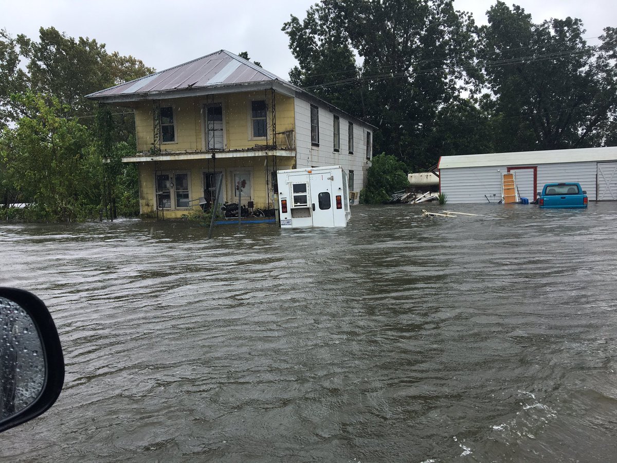 T_racerGreer's tweet photo. @DBUPatriots headed down into the madness yesterday #HurricaneHarveyRelief #dburesponds https://t.co/6i1lAcKUHC