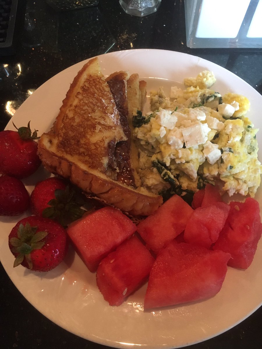 EatCasablanca's tweet photo. Our lunch buffet is so delicious! Join us seven days a week from 11am to 3pm. #buffet #mke #mkedining https://t.co/Rhzx28QmCr