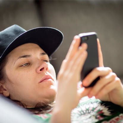 mrmanby's tweet photo. Genom att prata dagligen med virtuella kompisen Shim kan man stärka relationerna med nära och kära. https://t.co/WDZGrK5r6t https://t.co/4ZnE6cuJ3U