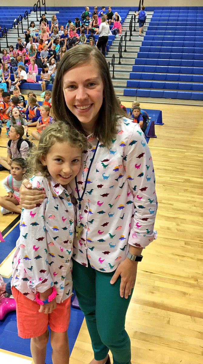 KateWintuska's tweet photo. When someone loves dinosaurs as much as you do! #coordinatingoutfits #relationshipsmatter https://t.co/AGg68Mumkz