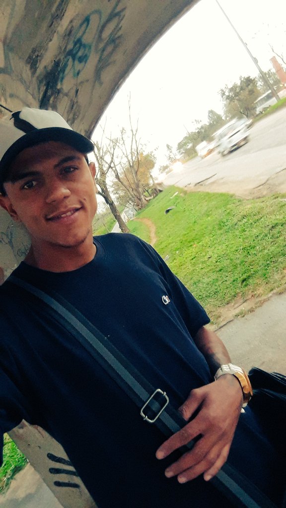 DCarvalho033's tweet photo. Fui de Base. Fim de expediente. ☝👐👷 https://t.co/DnqhVdjsfT
