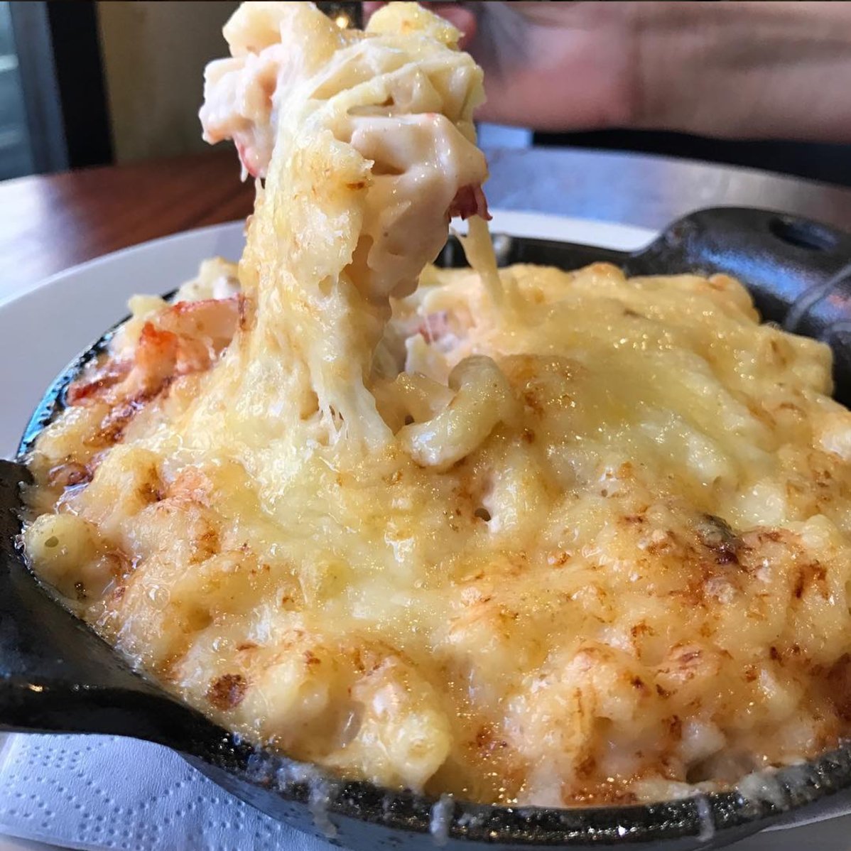 What's the first thing that comes to your mind when you see this photo?? Mine is: Lobster Mac and Cheese #FTW!! <a href="/eat_DitchPlains/">Ditch Plains</a>