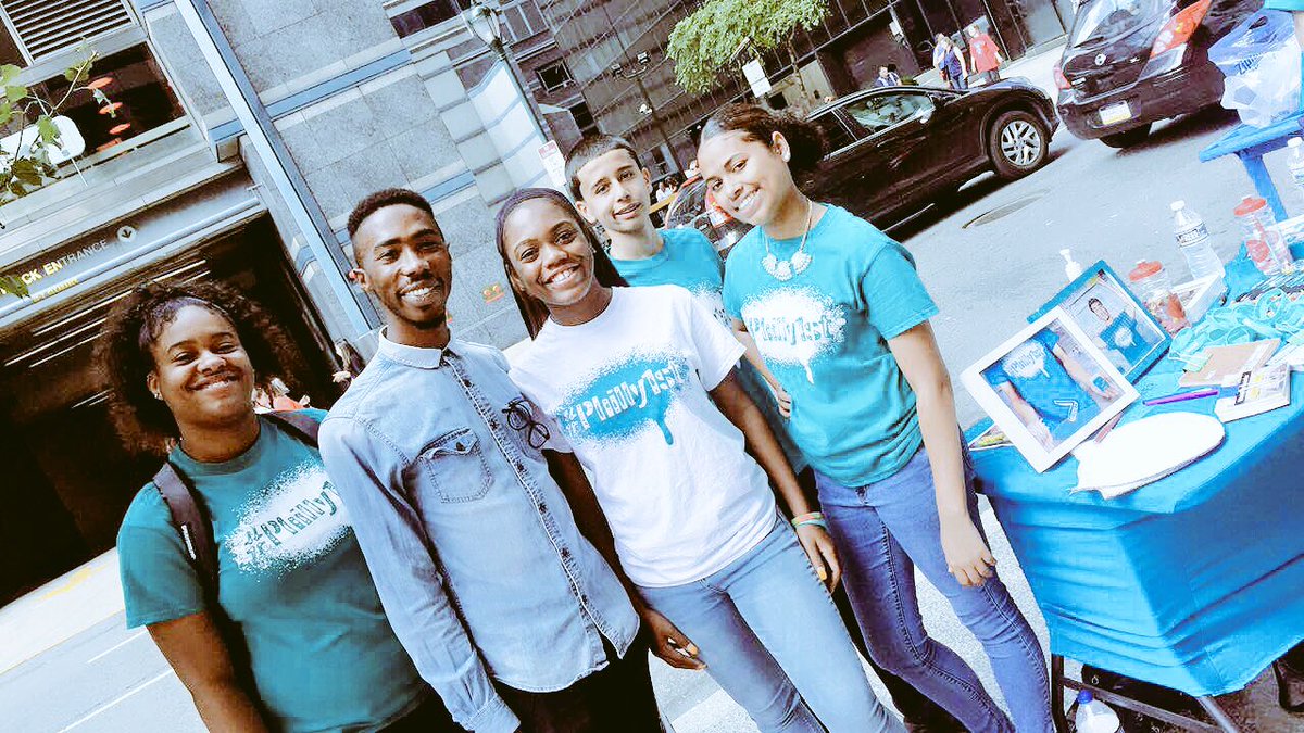 _Philly1st's tweet photo. Our Center City Pop Up was a huge success! Philly will be the first city in the U.S to have a ZERO percent youth smoking rate! #smokefreephl https://t.co/3h0PMscEtL