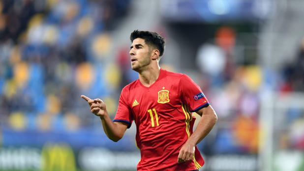 endimadrid1's tweet photo. Reina sees Asensio at the top: "Going to be a benchmark” [@elbernabeucom] https://t.co/YGxEZsEeiL