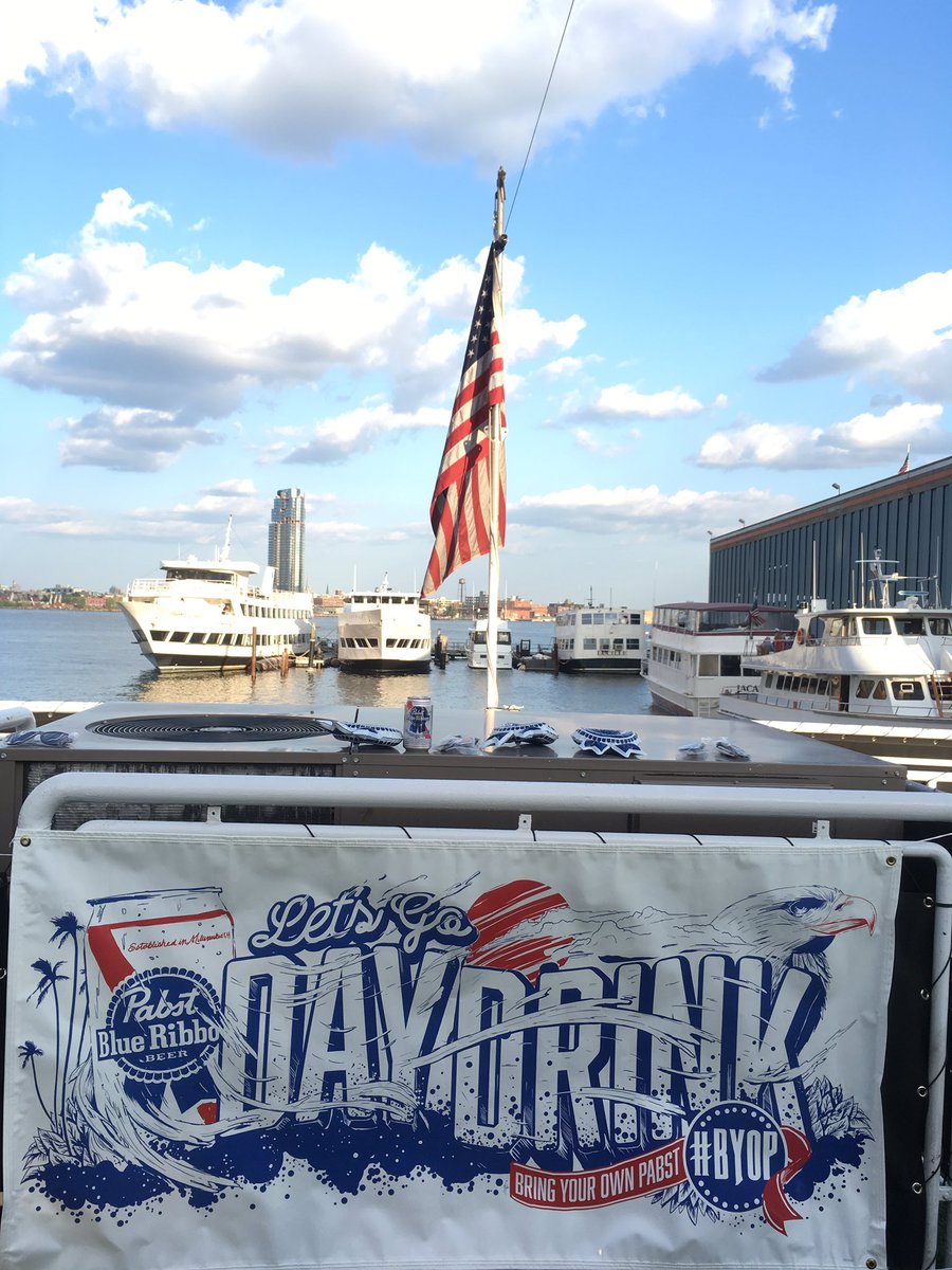 Last nights #HWAS4 <a href="/gethighwaisted/">HIGH WAISTED</a> #pabst booze cruise 🤘😎🎶