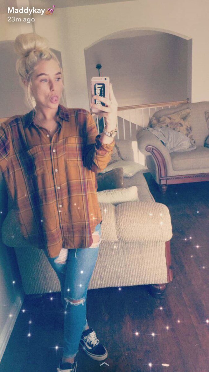 Maddyyykay's tweet photo. 🐻 https://t.co/cMhD00XYuy