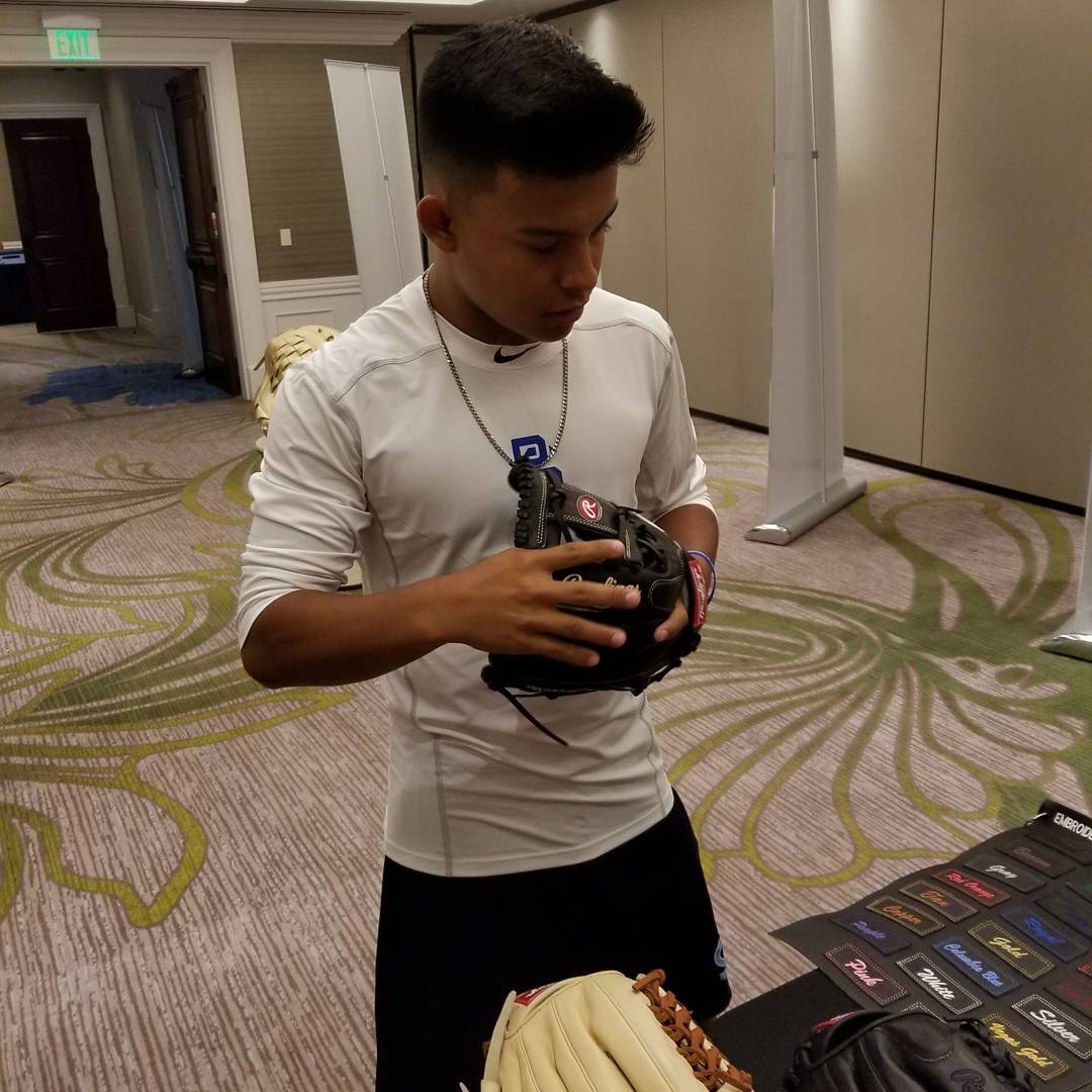 RawlingsSports tweet picture