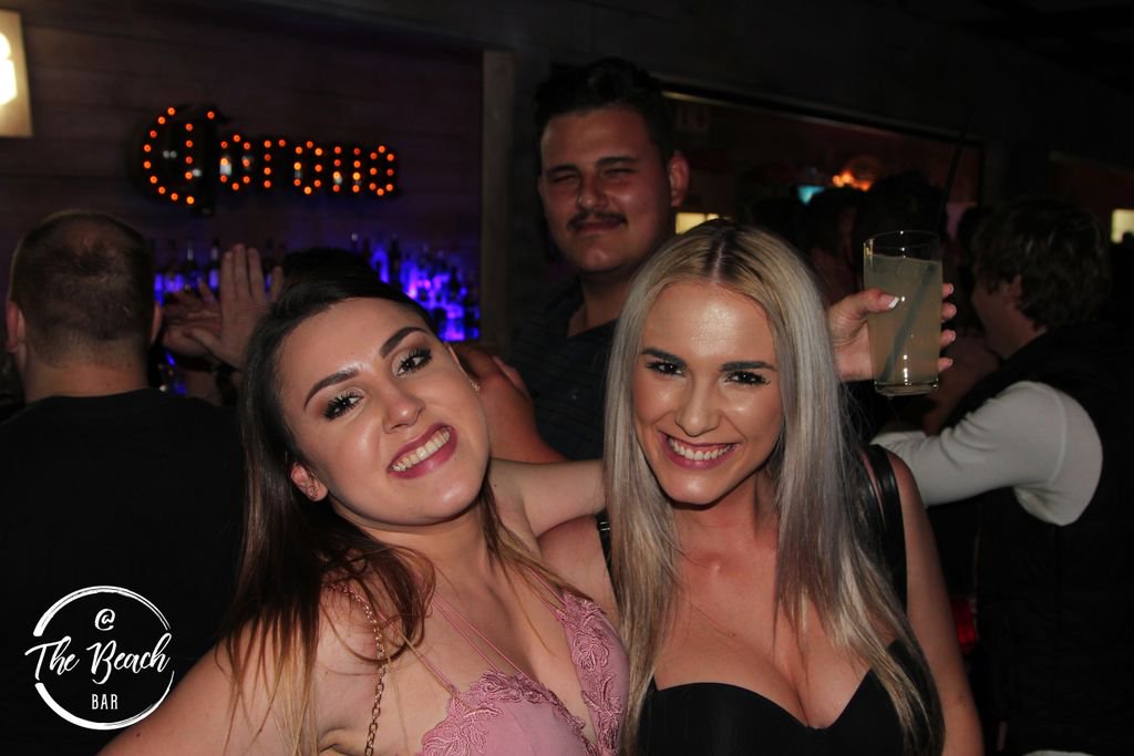 #atthebeachpta #weiveld #jaguarmidrand #landrovermidrand #mrcshuttles #ghmumm #darewincelebrate #thisisliving