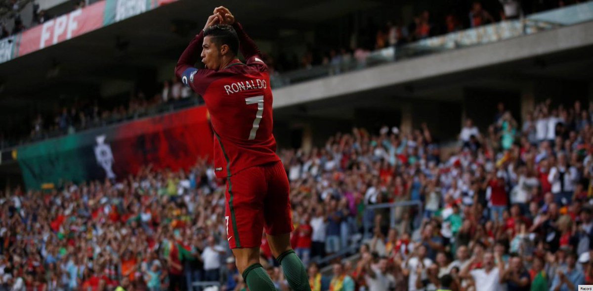 FootugalF's tweet photo. Il est également le meilleur buteur de l'histoire en qualification du mondial devant #Sevchenko
#Legende #CR7 #TheBest #TheKing https://t.co/zkOa8X1iHK