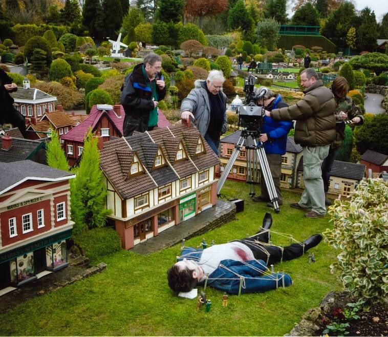 If you were 1 of the 6 watching #midsomermurders on ITV3 tonight this is how we filmed the death in <a href="/bekonscot/">Bekonscot Model Village</a> model village, Gulliver-style