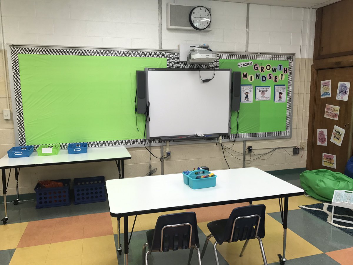 SchoolLawSavvy's tweet photo. So much progress today! Love the rolling tables for student collaboration! #classroomsetup2017 #classroom #shiftthis https://t.co/X0huPHUG0i