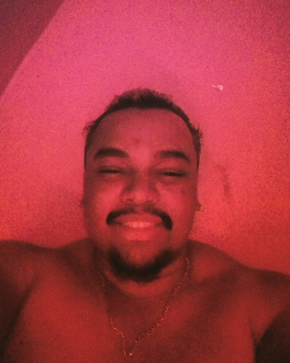phc_rodrigues's tweet photo. #tbtnomtvhits luxury videos https://t.co/qSQVusQNtB