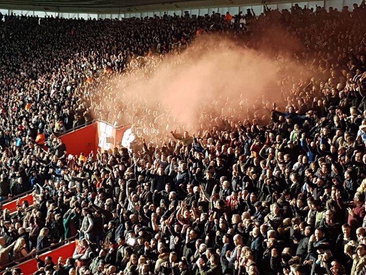 whufcSC's tweet photo. You lot may be billionaires but you ain't never gunna beat West Ham fans. We're getting you out. It starts here. @davidgold @karren_brady https://t.co/UsYla0TGfY