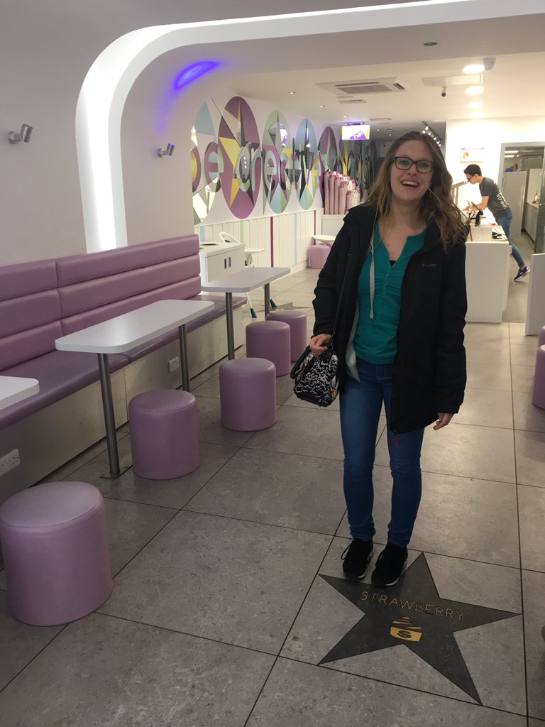 <a href="/VIEWdigital/">VIEWdigital</a> <a href="/BelfastHourNI/">#BelfastHour</a> <a href="/YouTube/">YouTube</a> Class! I'm jealous... today was our Erasmus student Chantal's last day so we went to <a href="/spoon_street/">Spoon Street®</a>