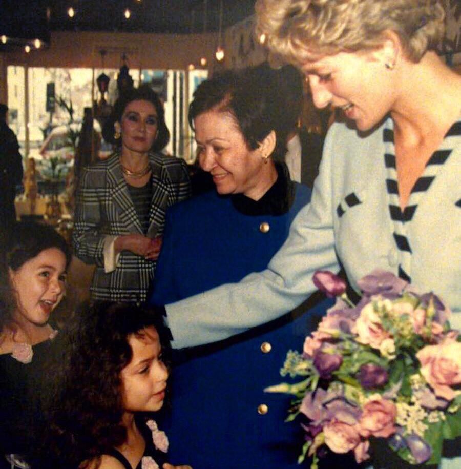 hebalicious's tweet photo. I struggled to remember my lines as I first greeted her with flowers. I was told not to say anything else, however, I did 👸🏼London, 1994 https://t.co/kf4MAAzRfg