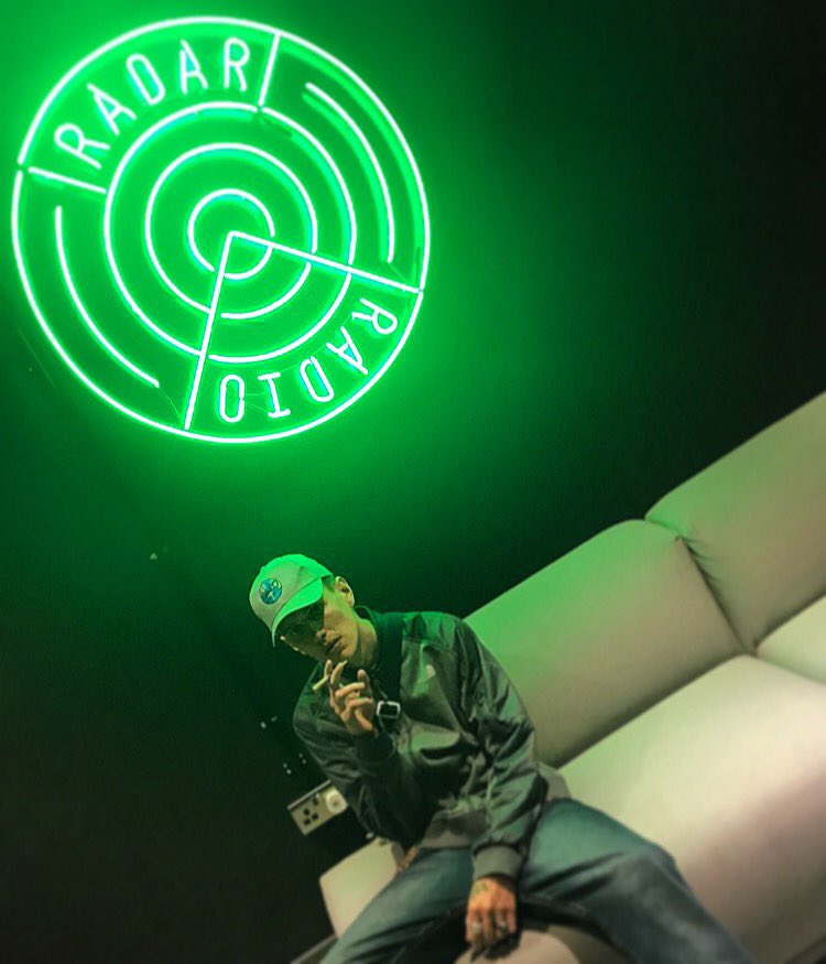 Barkz332's tweet photo. Radar Radio 🔋 https://t.co/EuaT658BRB