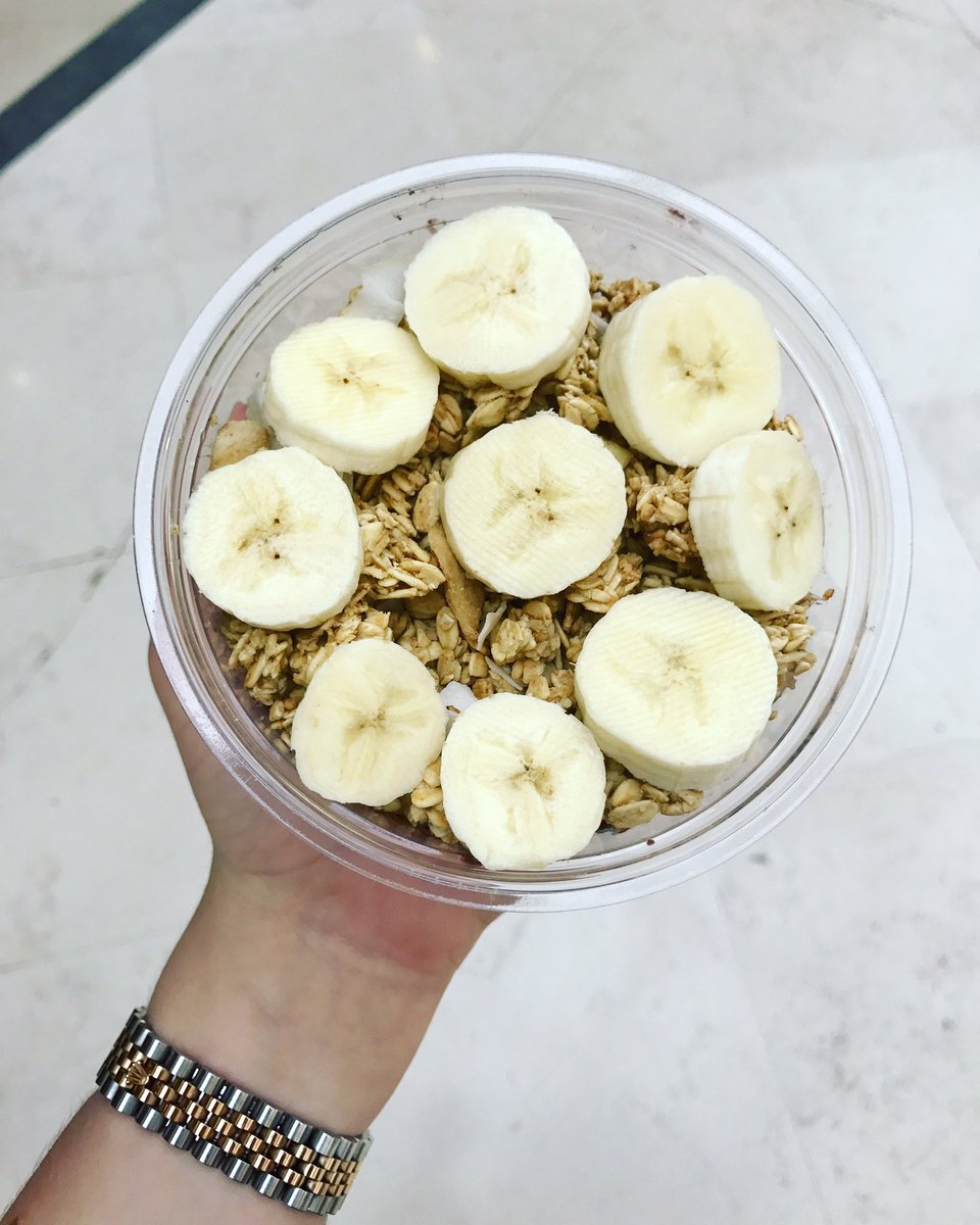 VivaAcai's tweet photo. The original Acai Bowl 😍🦋❤️🦋🍓🦋💜for a healthy bowl of deliciousness #acailondon #acai #acaibowl #healthy #happiness #love https://t.co/qwv4aRslEl