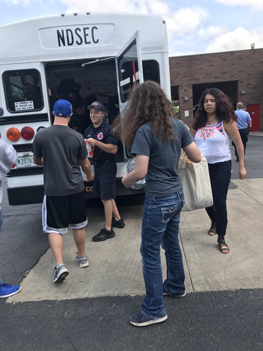 MsM_TLC's tweet photo. When we heard the local fire department was collecting water to donate to Hurricane Harvey victims, TLC students jumped right in #ourndsec https://t.co/5D1iWmPJrM