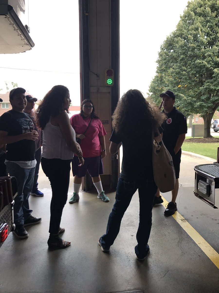 MsM_TLC's tweet photo. When we heard the local fire department was collecting water to donate to Hurricane Harvey victims, TLC students jumped right in #ourndsec https://t.co/5D1iWmPJrM