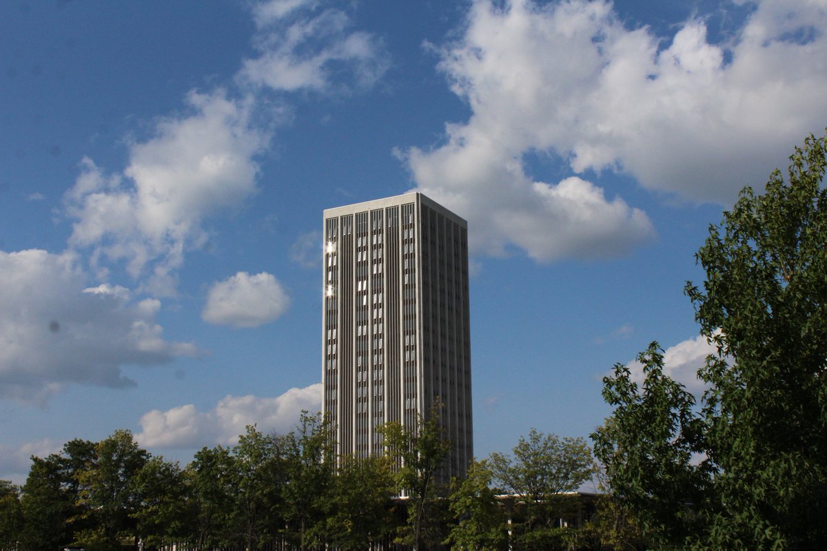 dalia_photo's tweet photo. Home for the semester <3 @UAlbanyColonial #DaliaYanPhotos #UAlbany #ColonialQuad #Photography #Art #Architecture https://t.co/2OXUVNk4t1